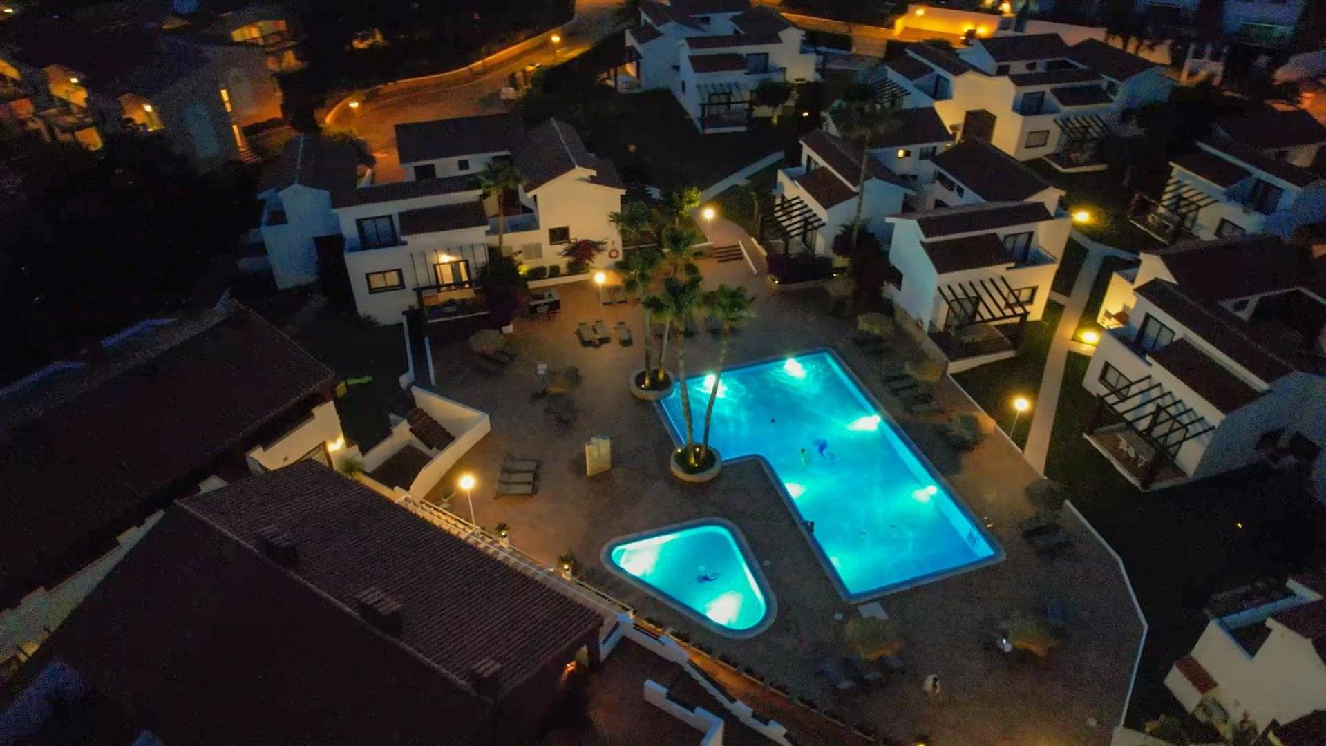 Nuramar Resort & Villas Cala 'n Bosch Buitenkant foto